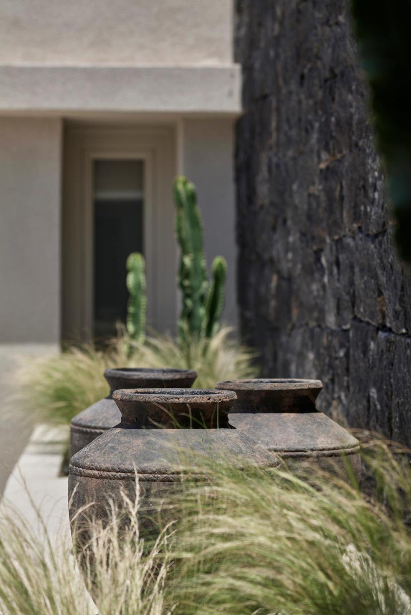 Alaso Design Suites Fira  Exterior photo
