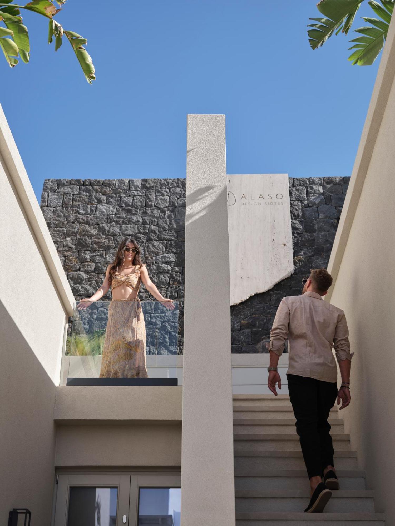 Alaso Design Suites Fira  Exterior photo